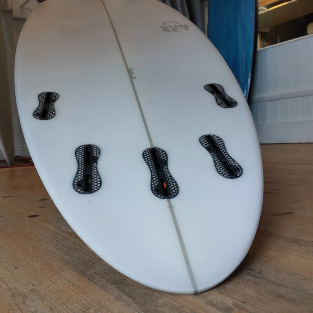 Sunset Mid Length FCS II 6ft 8 Surfboard - White